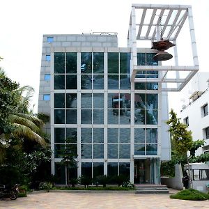 Hotel Om Sai International